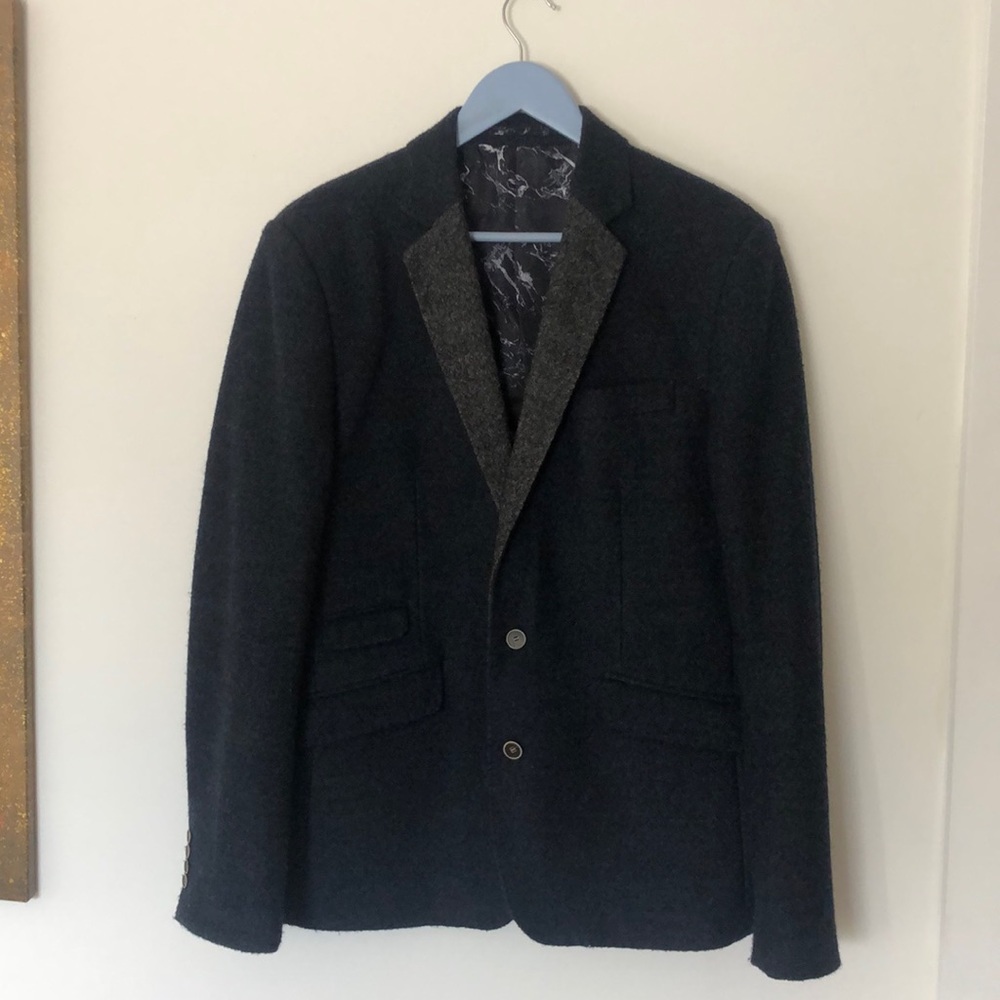 Men's Ciao Italy dark blue blazer.